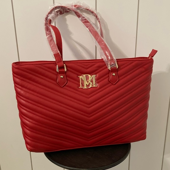 Badgley Mischka Handbags - ‼️ Sale. BADGLEY MISCHKA Laptop Bag - NWT. $150 Retail. BEAUTIFUL red.